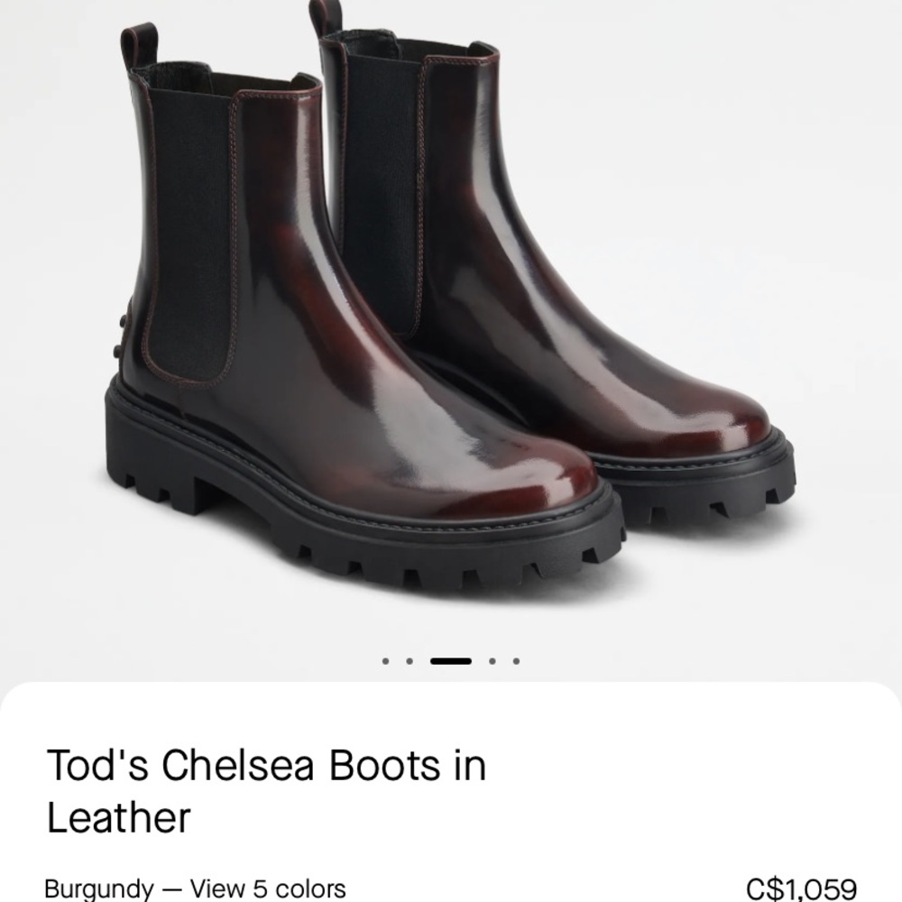 Tod’s Chelsea Boots